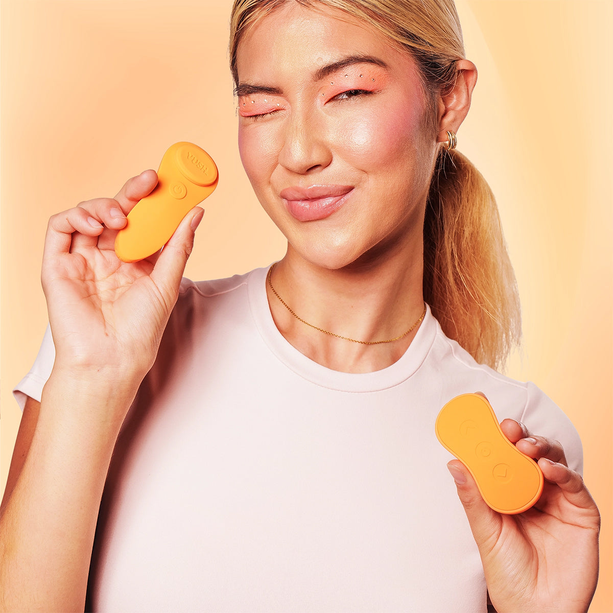 VUSH Luna Medical Grade Silicone Wearable Vibrator